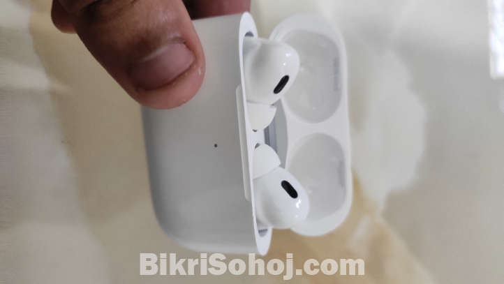 Apple original airpods pro second genaration typ c